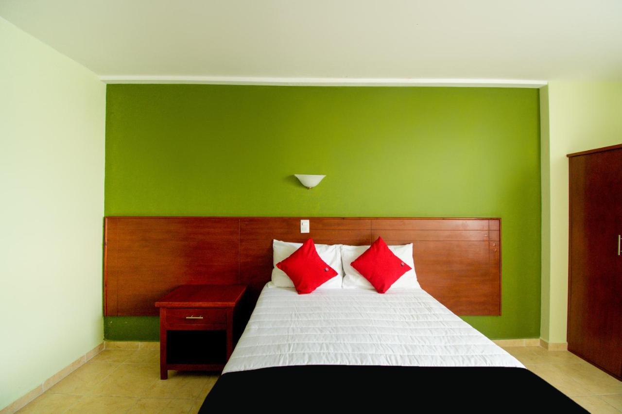 Hotel San Pablo โชลูลา ภายนอก รูปภาพ