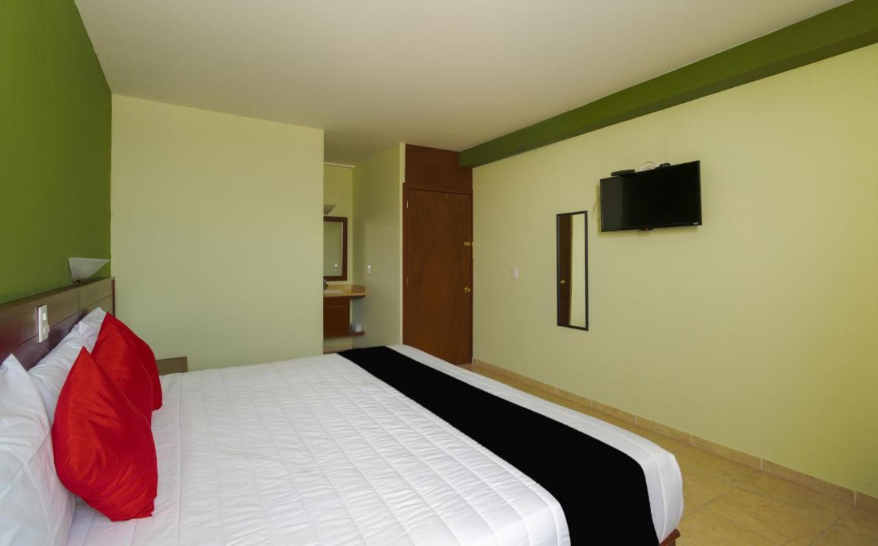 Hotel San Pablo โชลูลา ภายนอก รูปภาพ