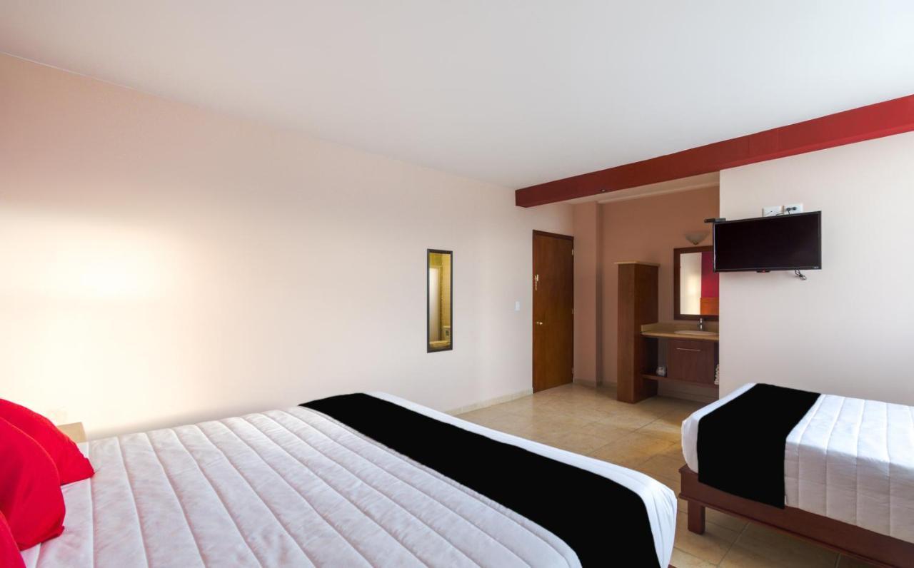 Hotel San Pablo โชลูลา ภายนอก รูปภาพ